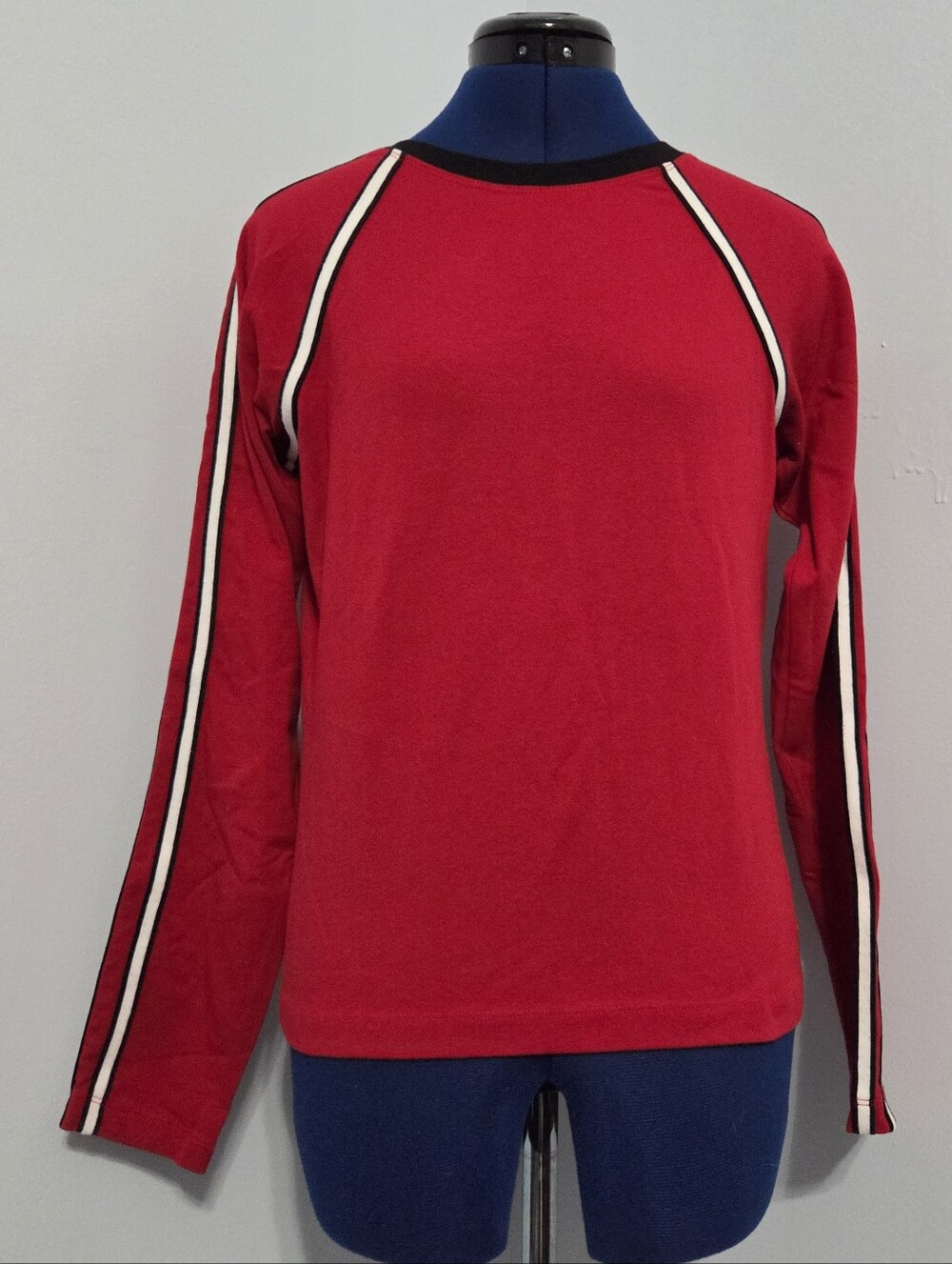 Vintage Y2K Red Cotton Long Sleeve Activewear Top Size M